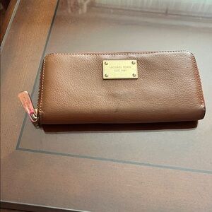 Michael Kors Brown Leather Wallet with Zipper